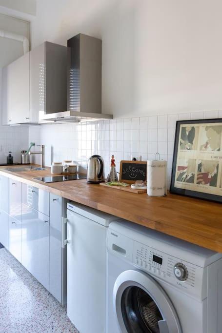 Big Bright Cozy Studio Apartment In Nolo Near Mm1 Milano Eksteriør bilde